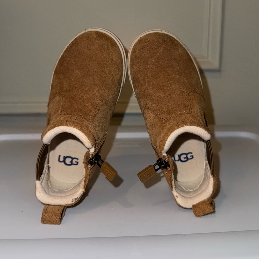 UGG Hamden II Toddler Suede Boot - Picture 5 of 7